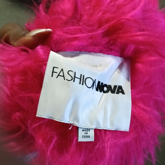 Fashion Nova Hot Pink Faux Fur Coat - Picture 3 of 3